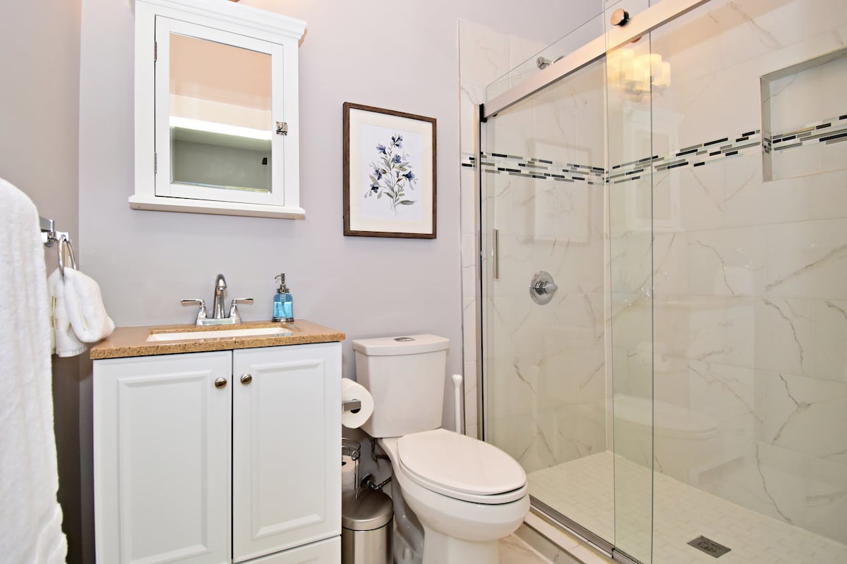 Interior details of Tobin Hill Craftsman rental